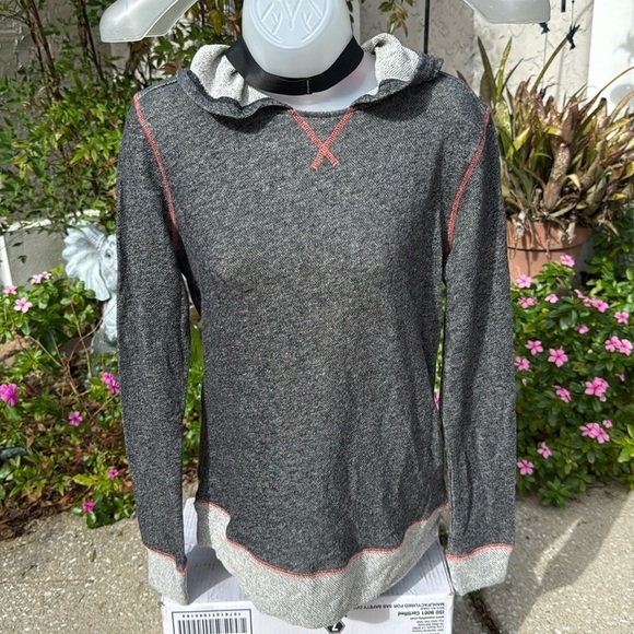 Womens Harley Davidson light weight pullover hoodie NEW with tags Medium - Picture 2 of 13